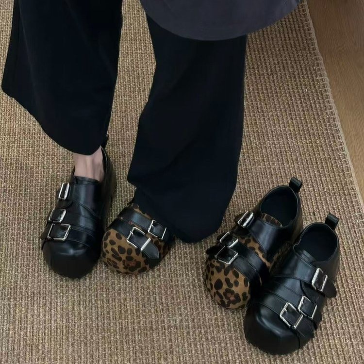 Women'S Shoes Large - ニューゴシックスタイル メタルバックル 反骨精神あふれるダークなデザイン 隠しヒール 完全に覆われた不規則なデザイン 大容量シングルシューズ