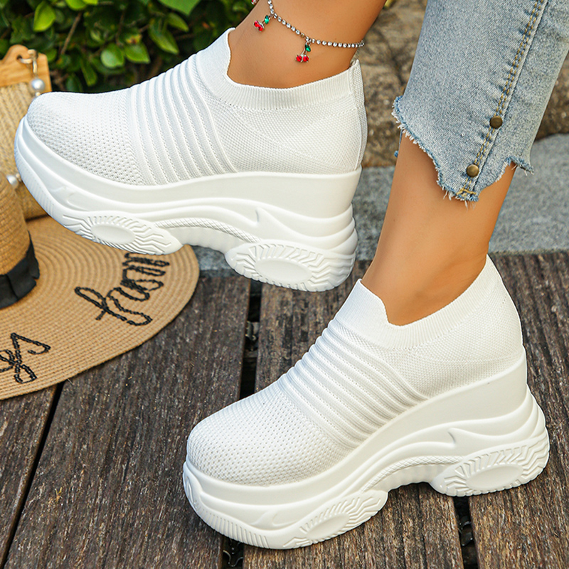 レディースニットホワイトチャンキースニーカー2026春通気性 - Mesh Sneaker Women のレビューと価格