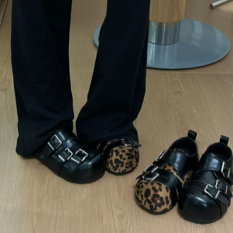 ニューゴシックスタイル メタルバックル 反骨精神あふれるダー - Women'S Shoes Large のレビューと価格