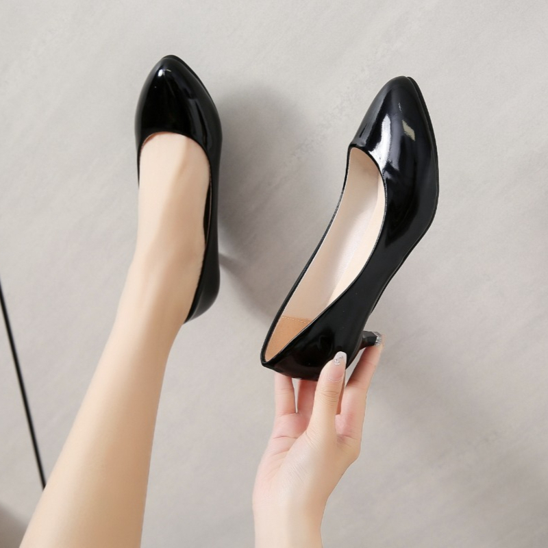 大きいサイズ35-42、柔らかい女性用ミドルヒールシングルシ - Women Shoes Black のレビューと価格