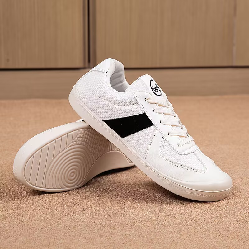 女性のスポーツシューズ高級カジュアルテニスアウトドアウォーキ - Women Shoes Tennis のレビューと価格
