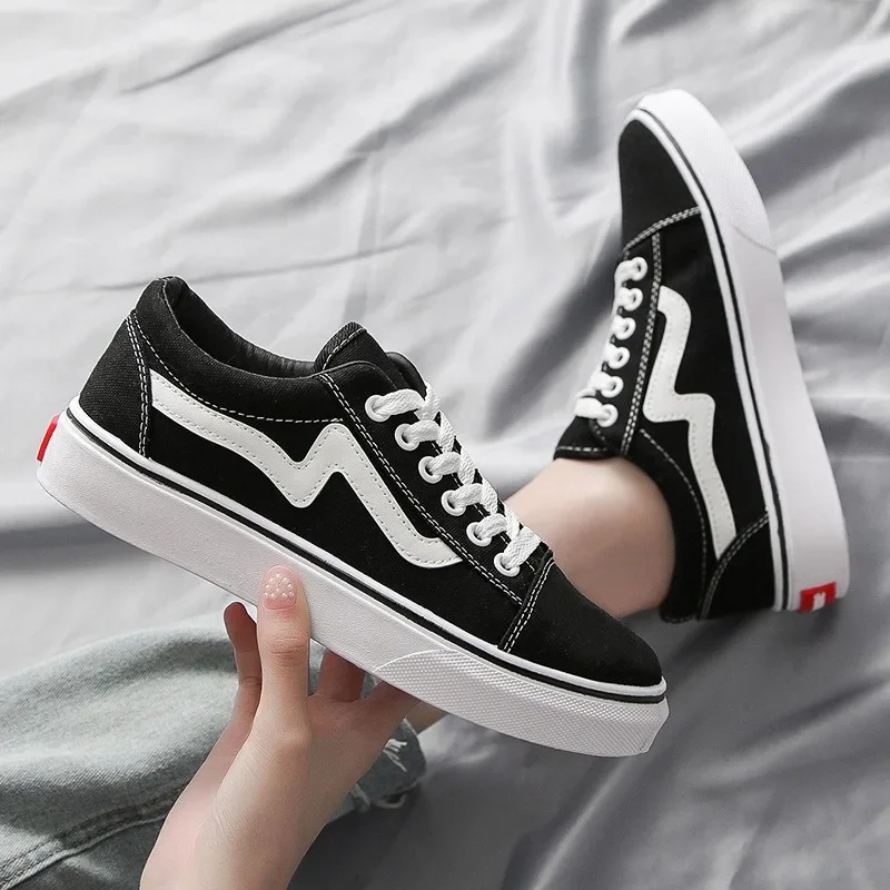 女性のための通気性のあるスケートボーディングスニーカー、ウォ - Women Shoes Vans のレビューと価格